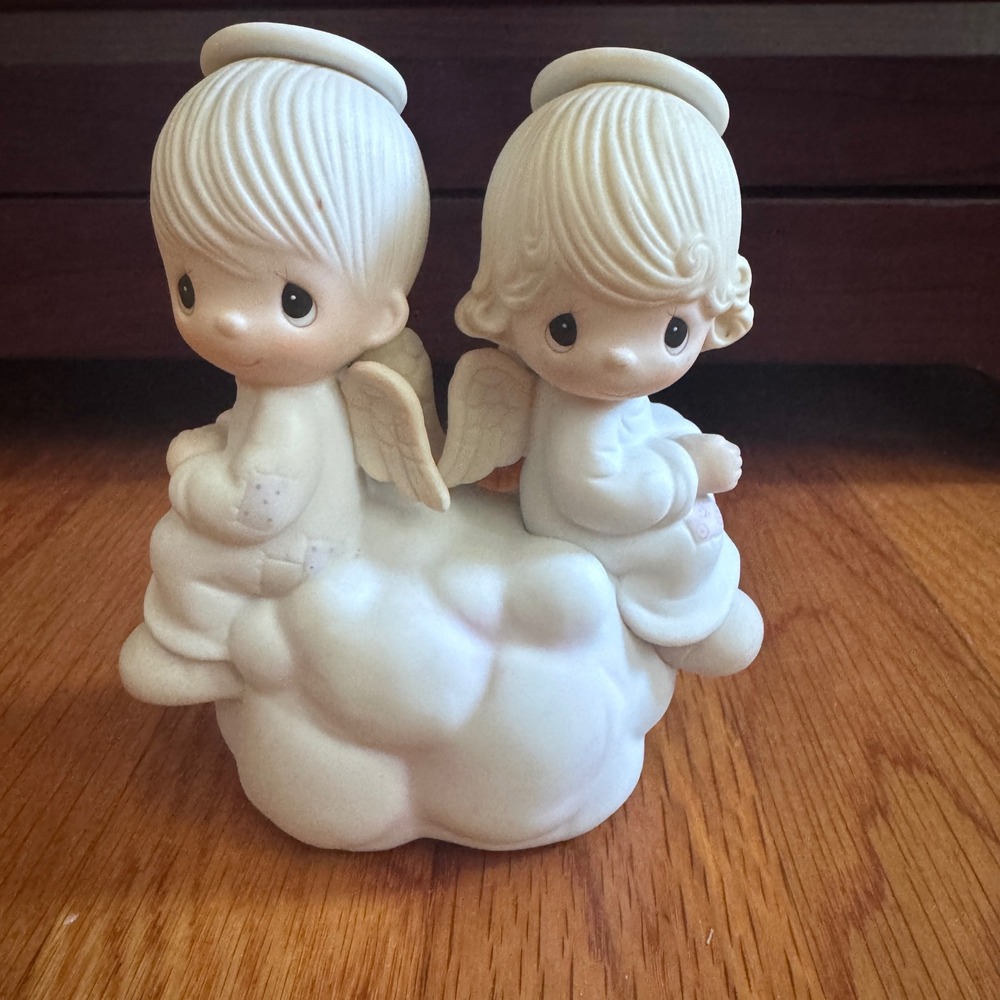 Vintage 1979 Precious Moments Jonathan & David But Love Goes on Forever Figurine